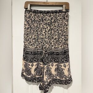 Cute Strapless Romper w/Designs and Pockets